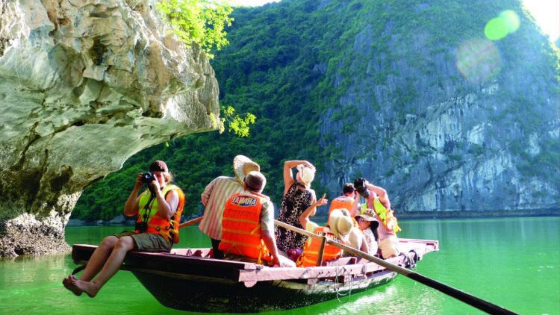 family_package_tour_in_vietnam (2)