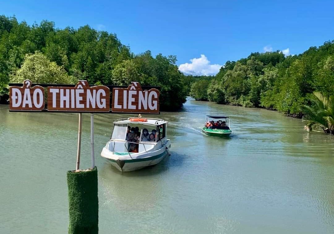 du lich thieng lieng