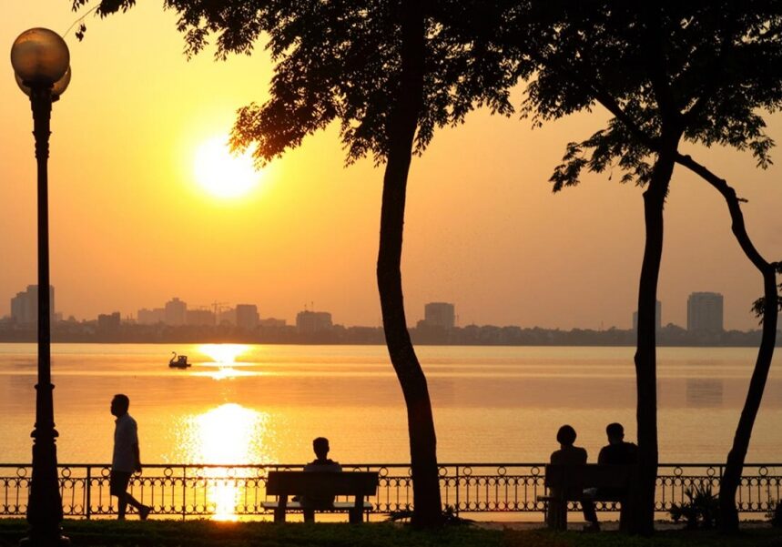 top_5_diem_ngam_hoang_hon_ha_noi_3-110446